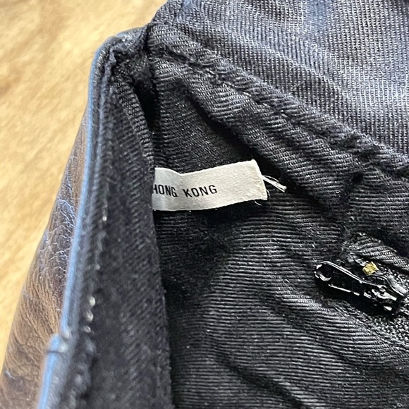 Simple Black Vintage Clutch - Picture 5 of 7